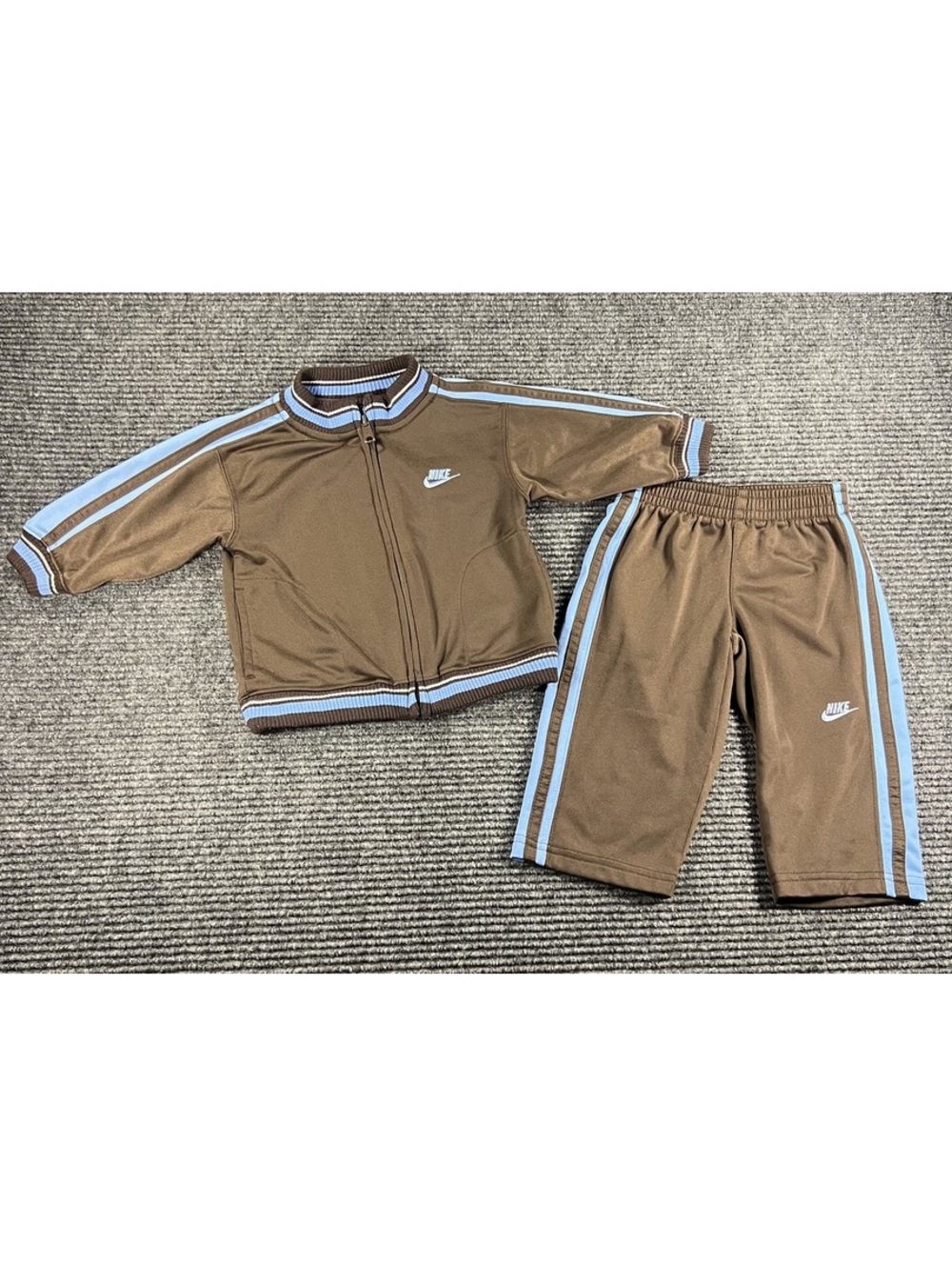 VTG Y2K 2000s Nike Toddler Boys Brown and Blue Track Jacket and Pants Set 12M